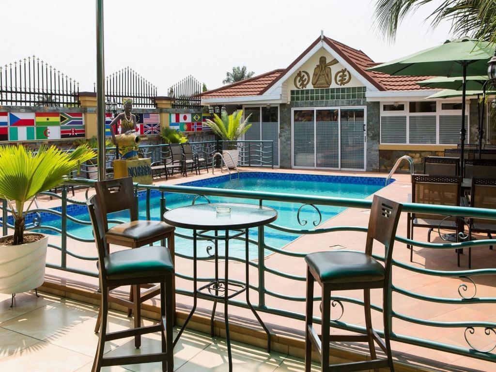 Charleston Hotel Accra Bagian luar foto