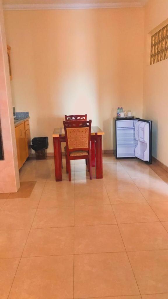 Charleston Hotel Accra Ruang foto