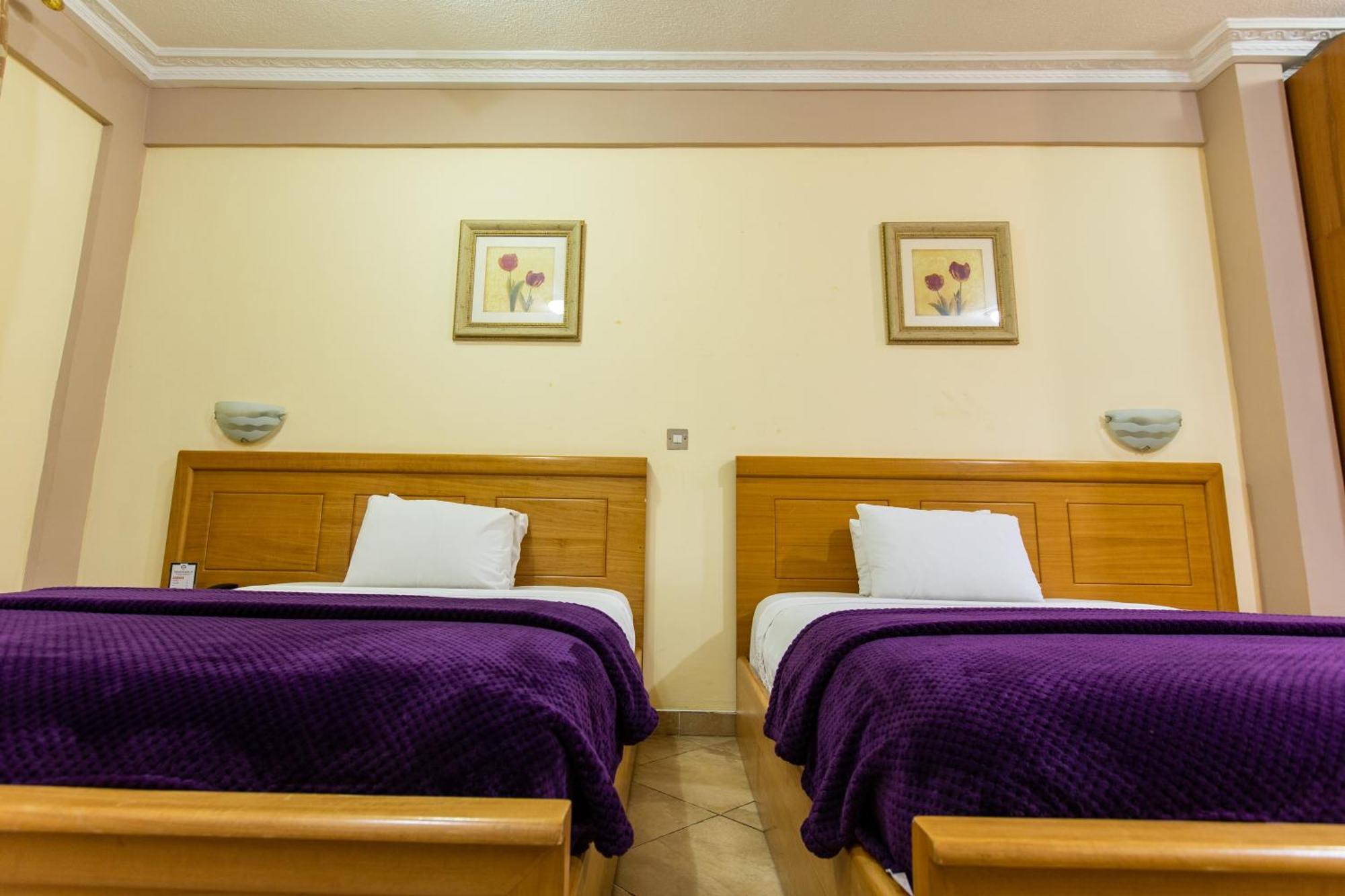 Charleston Hotel Accra Ruang foto